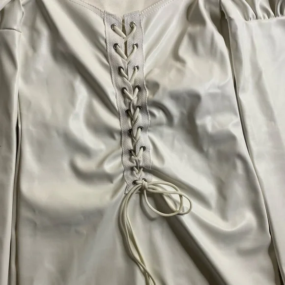 White PU PUFF shoulder Lace up front bodycon dress - Picture 6 of 9